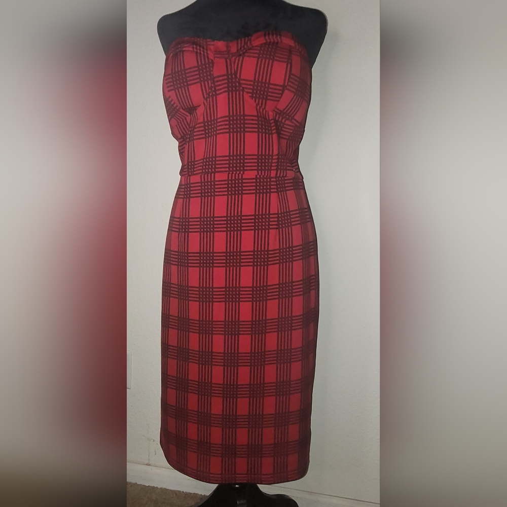 GUESS Valentia Red And Black Plaid Scuba Strapless Dress Women's Size L